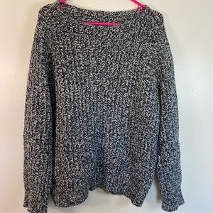 Vince black cable knit wool and cashmere sweater size Large